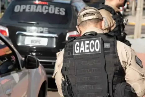 Clínicas são alvo do Gaeco por suposta fraude em cursos para faturar com atendimento a crianças com TEA