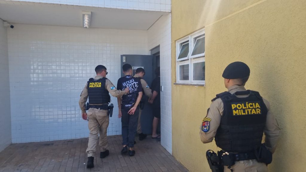 Neto que matou avô e foi preso em Cascavel viajou 600 km para roubar joias avaliadas em R$ 110 mil Neto que matou avô e foi preso em Cascavel viajou 600 km para roubar joias avaliadas em R$ 110 mil