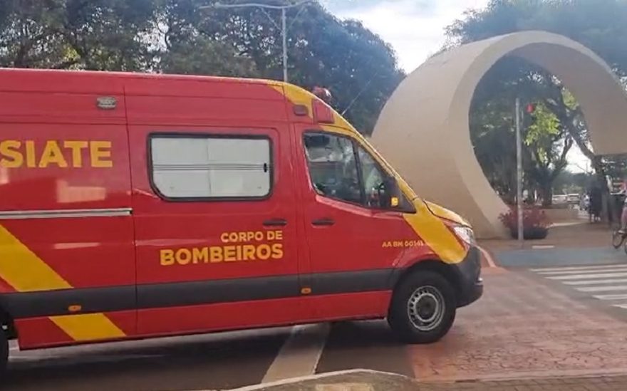 Acidente de trânsito no Centro de Cascavel mobiliza equipe do Siate