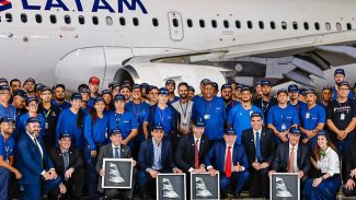 Latam vai incorporar à frota os primeiros aviões da Embraer