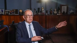 Moraes e Gilmar criticam vazamento de conversas do celular de Vorcaro