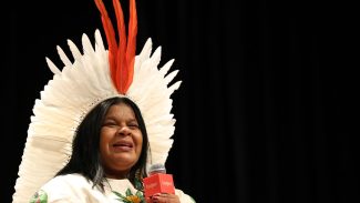 Após cinco dias de internação, Sônia Guajajara recebe alta médica