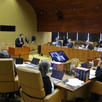 Imagem referente a Moraes vota contra prorrogação da CPMI do INSS; placar está 3 a 1