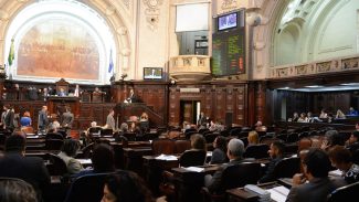 TRE-RJ marca para terça recontagem de votos após cassação de Bacellar