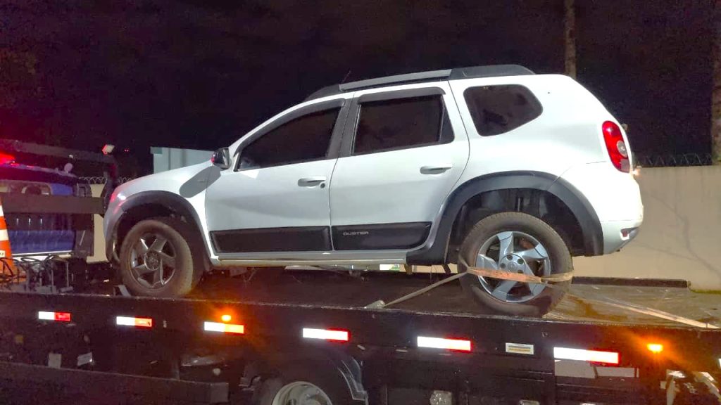 Duster furtada em Ubiratã é recuperada após fuga e perseguição em Cascavel