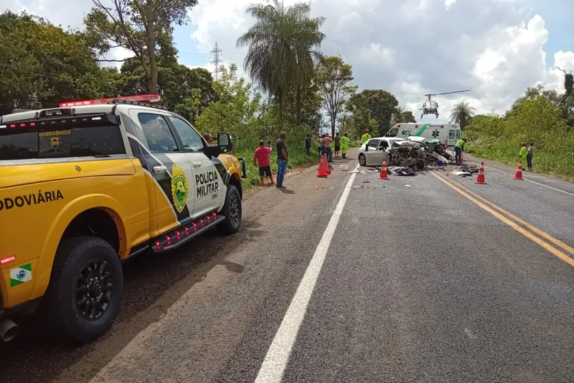 Dois motoristas morrem em acidente na rodovia PR-182 Dois motoristas morrem em acidente na rodovia PR-182
