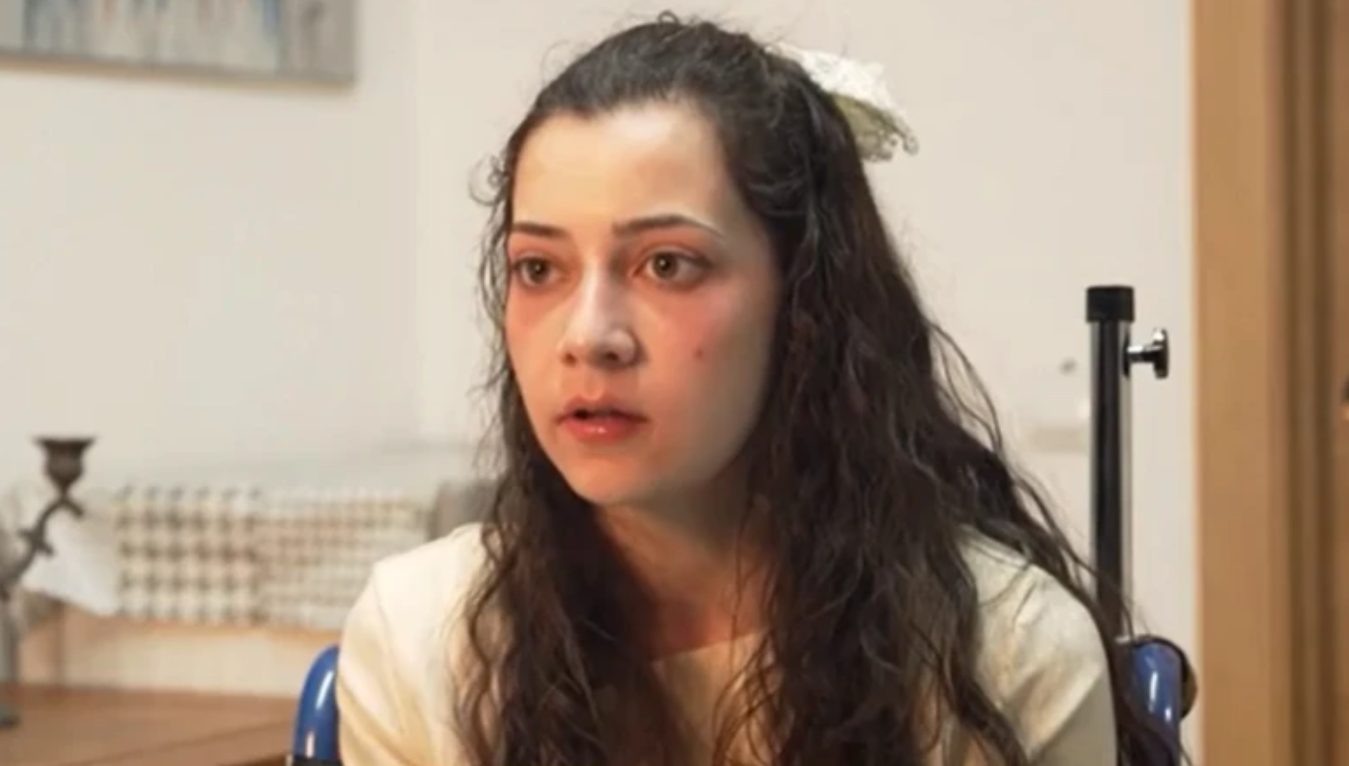 Vítima de estupro coletivo e lesão medular: quem foi a jovem espanhola que morreu por eutanásia