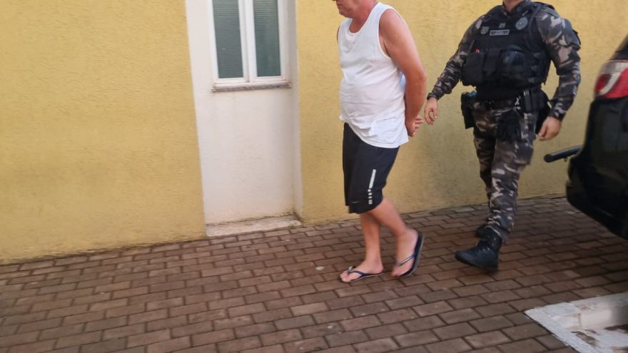 Homem com mandado de prisão por furto é detido pelo Pelotão de Choque no Jardim União