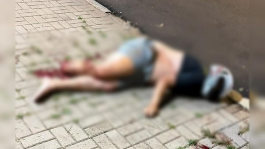 Motociclista sofre risco de amputação no pé após colisão com carro no bairro Coqueiral