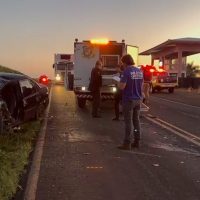 Sinistro de trânsito deixa um morto e cinco feridos na PR-493, no Sudoeste do Paraná Imagem referente a Sinistro de trânsito deixa um morto e cinco feridos na PR-493, no Sudoeste do Paraná