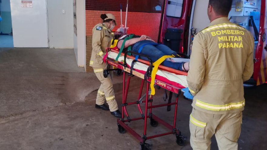 Acidente entre motos deixa mulher ferida no Bairro Santa Cruz