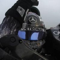 Imagem referente a Kimi Antonelli vence no Japão, assume liderança do campeonato e faz história na Fórmula 1