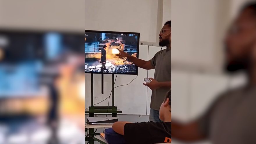 Professor usa PS5 em sala e transforma aula sobre Revolução Industrial com Assassin’s Creed Syndicate