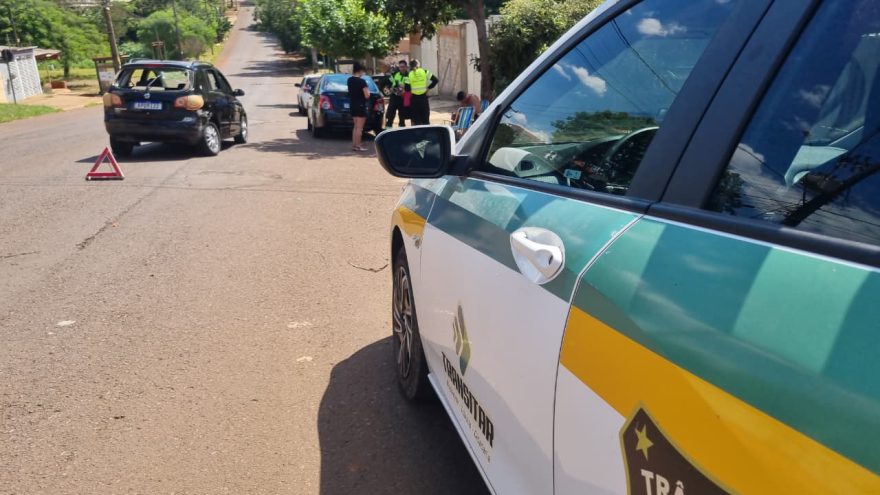 SpaceFox capota após acidente no bairro Brasília