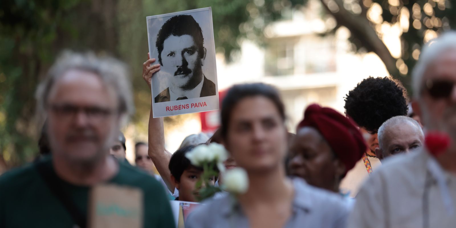 Caminhada do Silêncio em São Paulo denuncia violência de estado Caminhada do Silêncio em São Paulo denuncia violência de estado