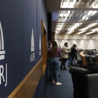 Imagem referente a PL pede que governo tampão do RJ seja exercido por presidente da Alerj