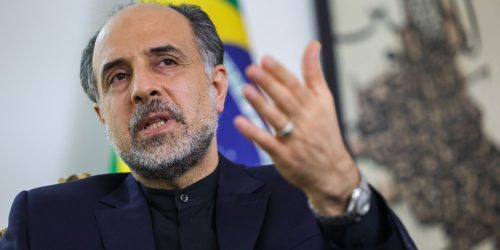 Ilusão de negociação entre EUA e Irã virou piada, diz embaixador Imagem referente a Ilusão de negociação entre EUA e Irã virou piada, diz embaixador