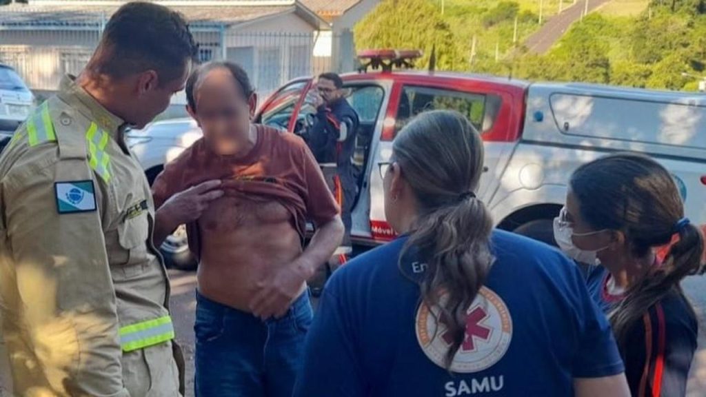 Sogra esfaqueia genro após desentendimento na “favela do cemitério”