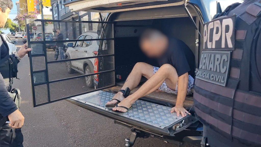 Homem com tornozeleira eletrônica também é preso em operação da Denarc Homem com tornozeleira eletrônica também é preso em operação da Denarc