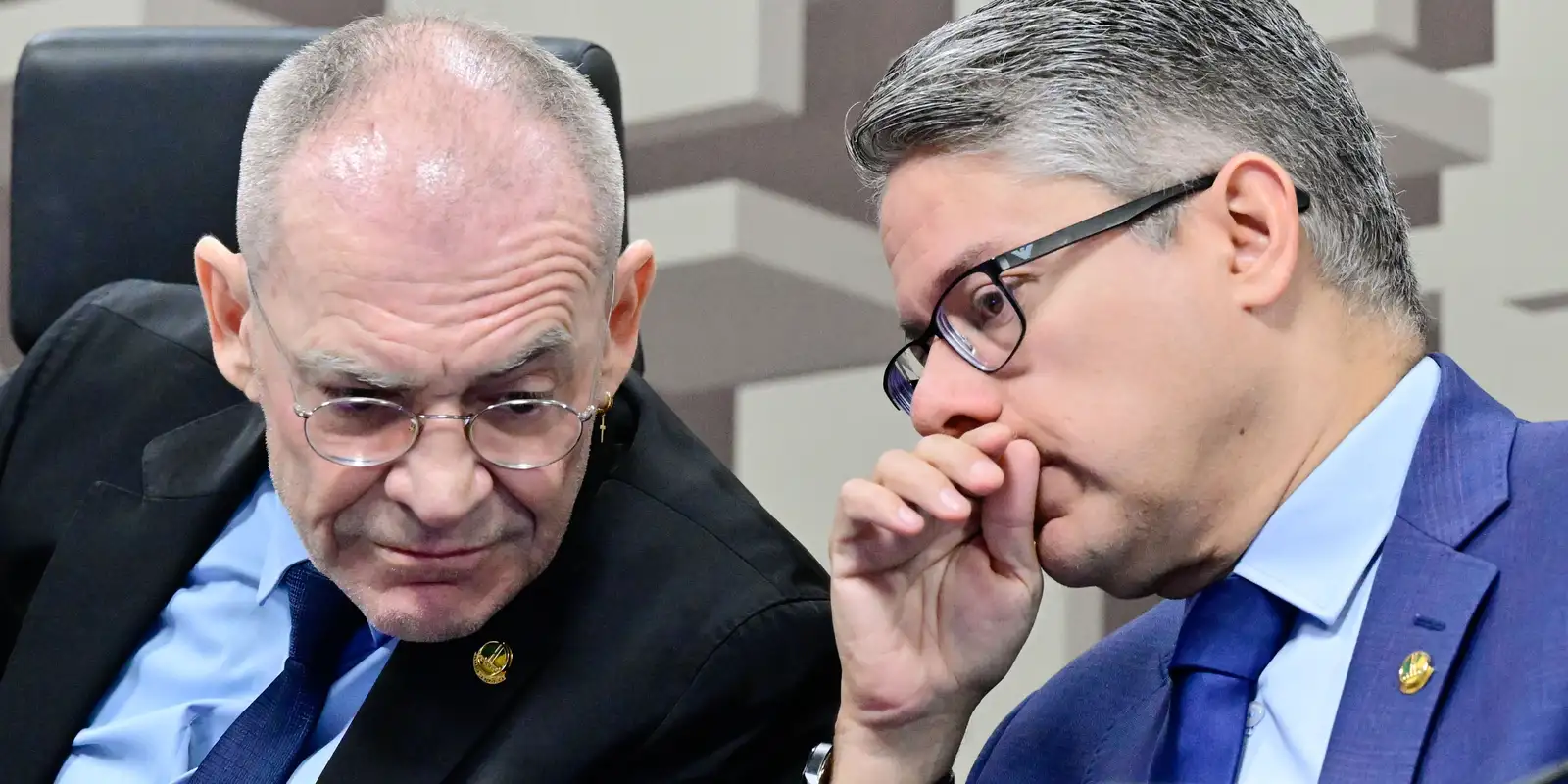 Senador critica restrição ao uso de dados do Coaf em CPI Senador critica restrição ao uso de dados do Coaf em CPI