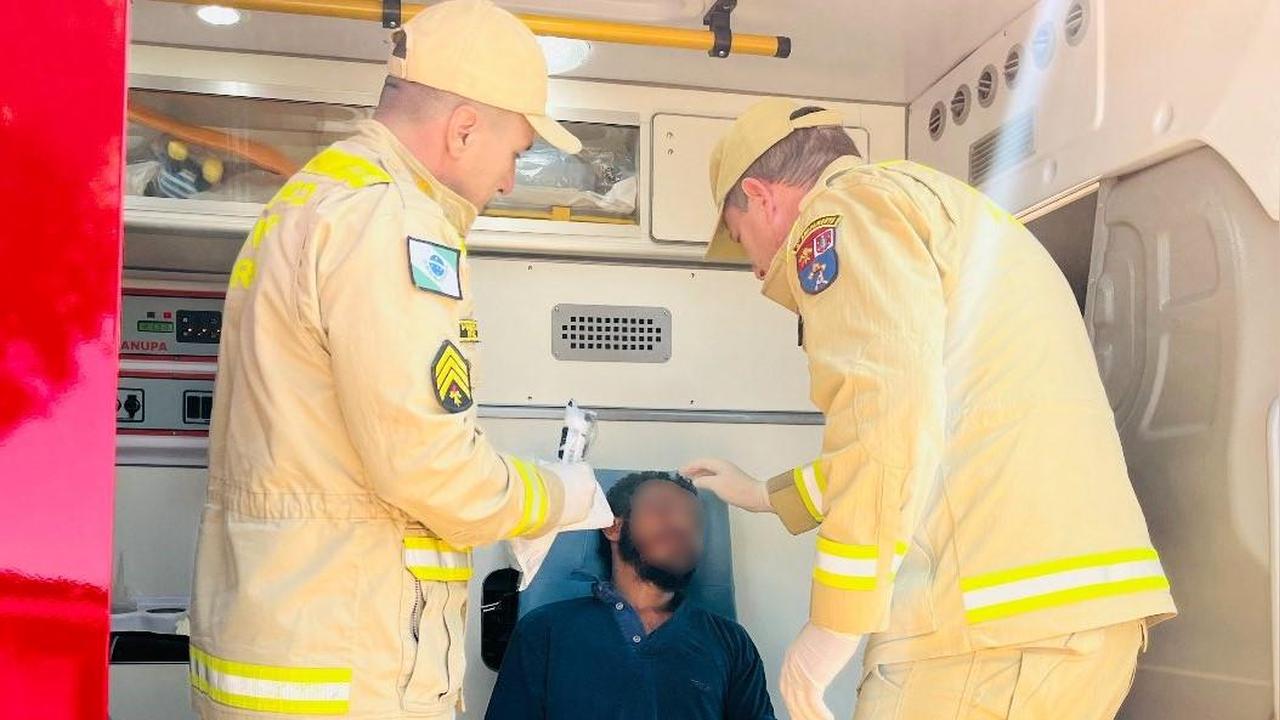 Confusão em beco no Canadá termina com homem ferido na cabeça Confusão em beco no Canadá termina com homem ferido na cabeça