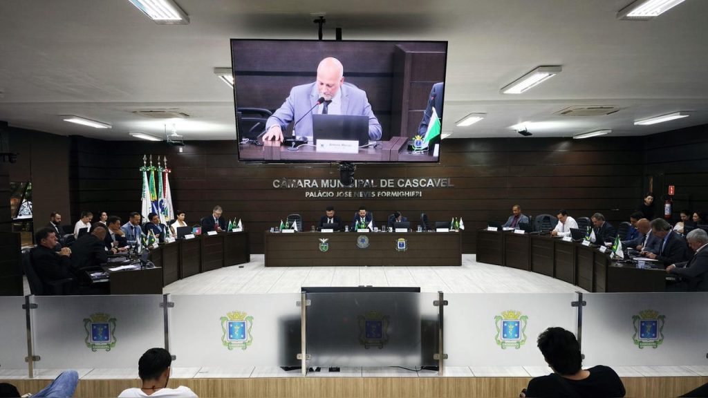 Câmara de Cascavel aprova pacote de projetos em sessão com votação unânime