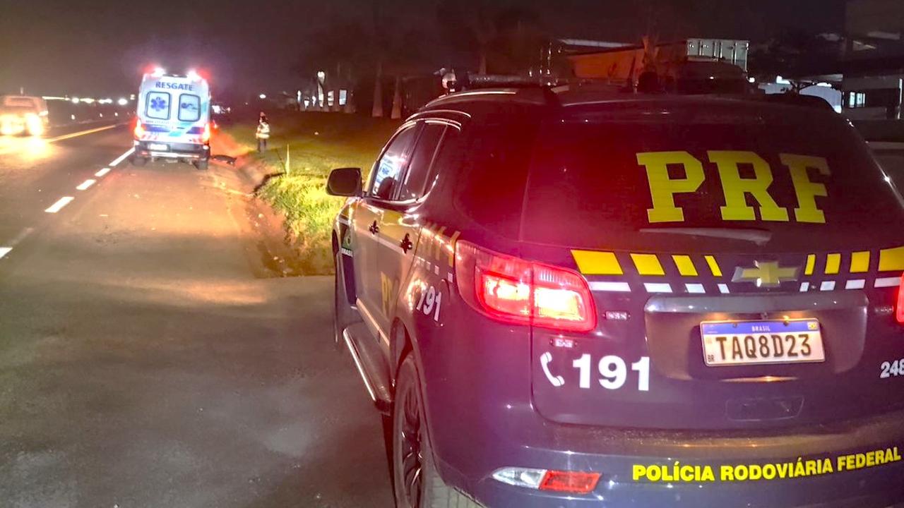 Pedestre morre após ser atropelado na BR 153 em Jacarezinho Pedestre morre após ser atropelado na BR 153 em Jacarezinho