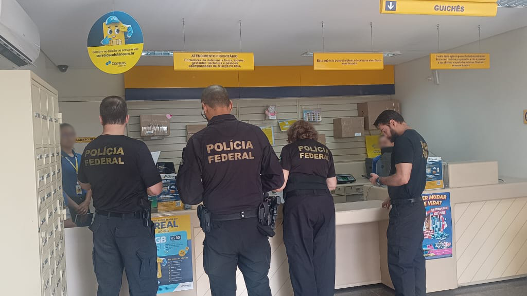 PF combate fraude milionária em etiquetas dos Correios durante operação no Paraná