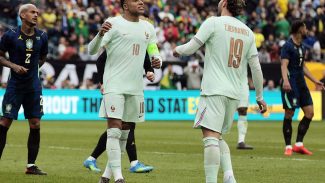 França assume liderança do ranking da Fifa; Brasil cai para 6ª posição França assume liderança do ranking da Fifa; Brasil cai para 6ª posição