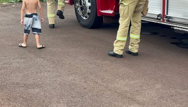 Imagem referente a Menino fica preso em banheiro e é a família toda que entra em apuro no bairro Canadá