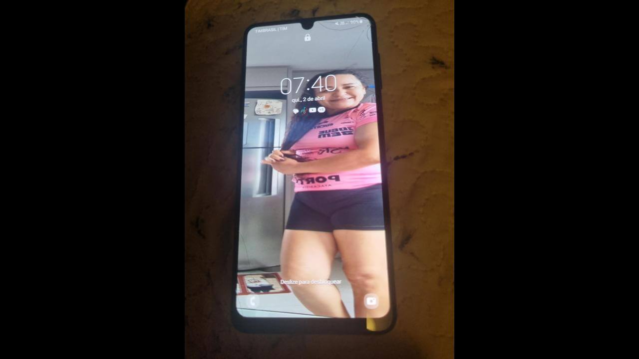 Foi achado celular da marca Samsung no bairro São Cristóvão