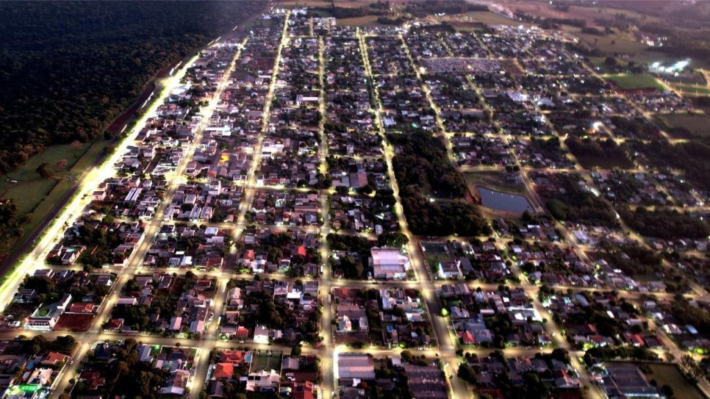 Família é rendida e trancada em quarto durante roubo em Céu Azul