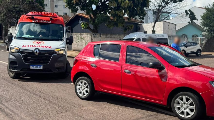 Acidente entre dois carros mobiliza Samu no Centro