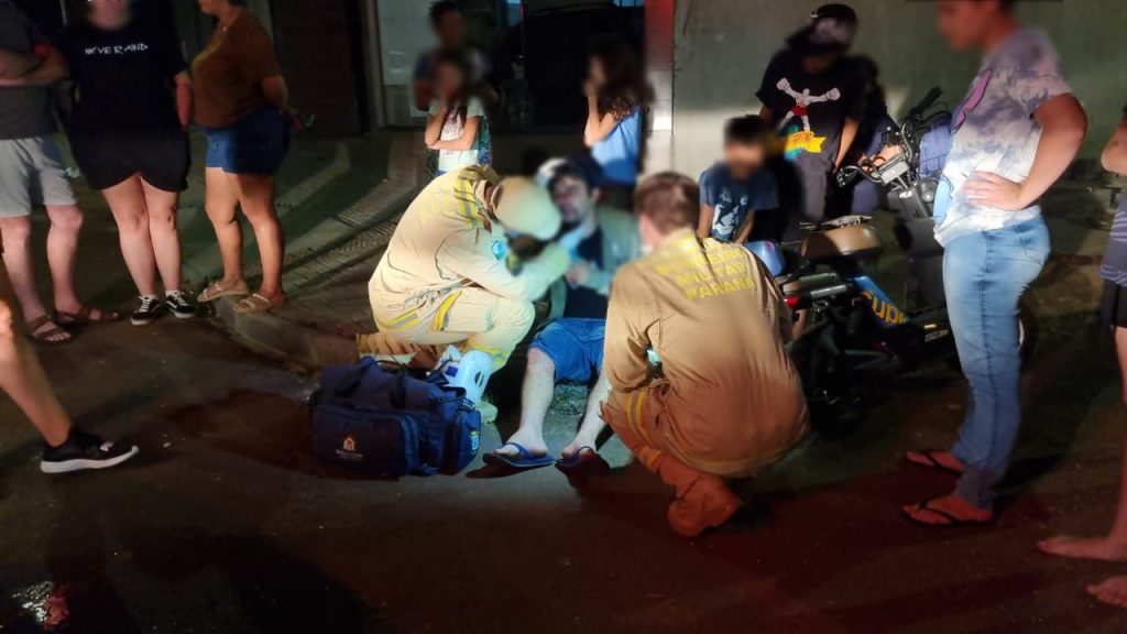 Falta de sinalização em cruzamento resulta em acidente grave com moto elétrica em Cascavel