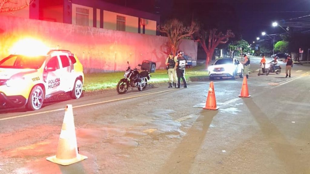 Ação de fiscalização registra infrações por falta de cinto e habilitação irregular em Palotina