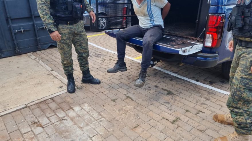 Homem é preso pela Guarda Municipal após ameaçar enteada em Cascavel