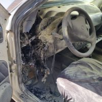 Imagem referente a Palio pega fogo próximo à Avenida Brasil após família sair para compras em Cascavel