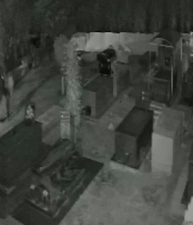 Imagem referente a Oito túmulos são violados e corpo sepultado há 3 meses some