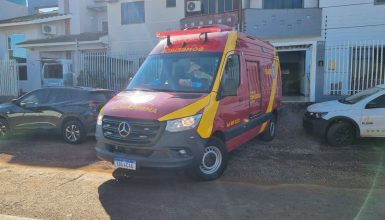 Imagem referente a Mulher é socorrida pelo Siate na Rua Flamboyant