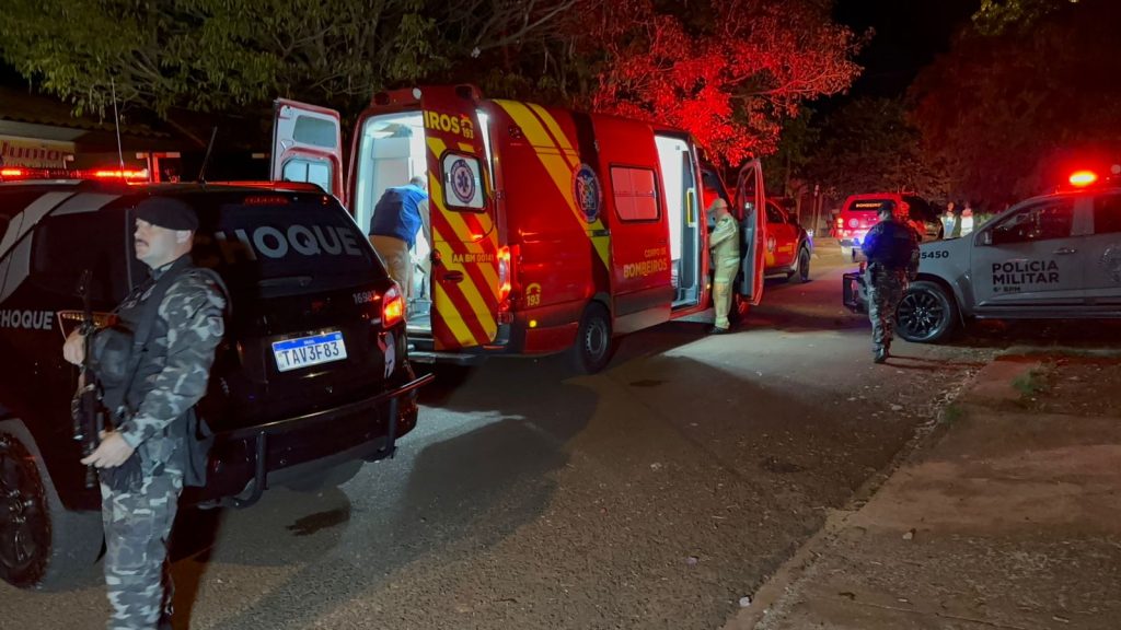 Homem de 30 anos leva quatro tiros no Sanga Funda em Cascavel