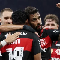 Imagem referente a Flamengo reage e vence Santos de virada por 3 a 1 no Brasileirão