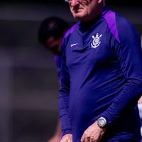 Imagem referente a Corinthians demite Dorival Júnior após derrota para o Internacional