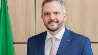 Governo prepara medidas para amenizar reajuste do querosene de aviação Governo prepara medidas para amenizar reajuste do querosene de aviação