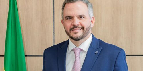 Governo prepara medidas para amenizar reajuste do querosene de aviação Imagem referente a Governo prepara medidas para amenizar reajuste do querosene de aviação