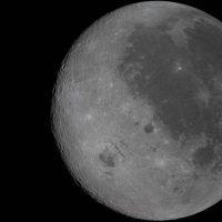 Imagem referente a Artemis II bate recorde histórico e alcança maior distância já percorrida por humanos no espaço