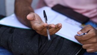 Prazo para pedir isenção da taxa de inscrição no Enem começa no dia 13