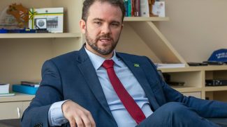 Governo avalia uso do FGTS para quitar dívidas, diz Durigan