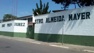 Professora sofre ferimentos durante ataque a uma escola em Suzano