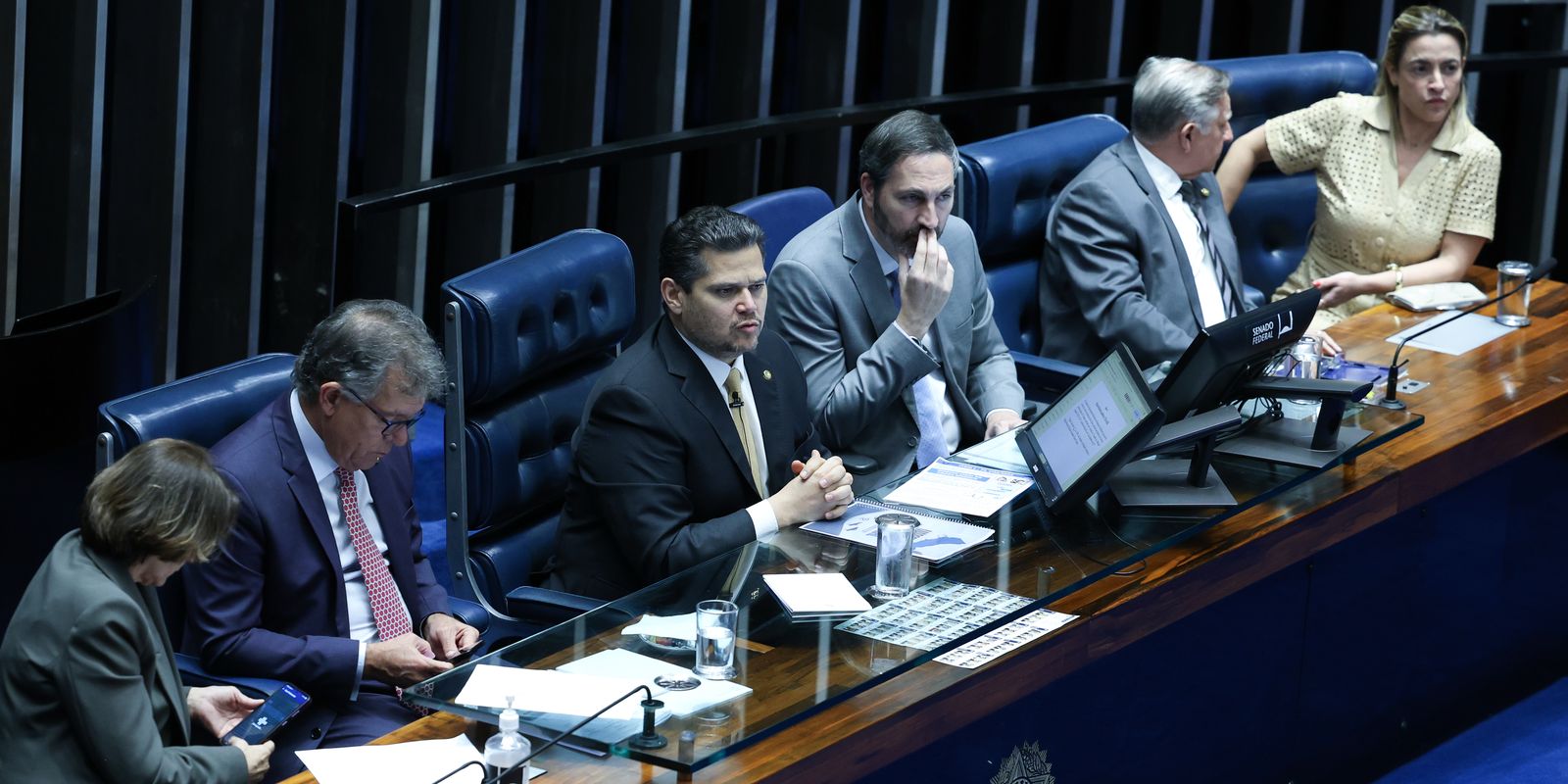 Senado reconhece estágio como experiência profissional Imagem referente a Senado reconhece estágio como experiência profissional
