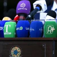 Imagem referente a Jornalista não tem o que comemorar em seu dia, diz presidente da Fenaj